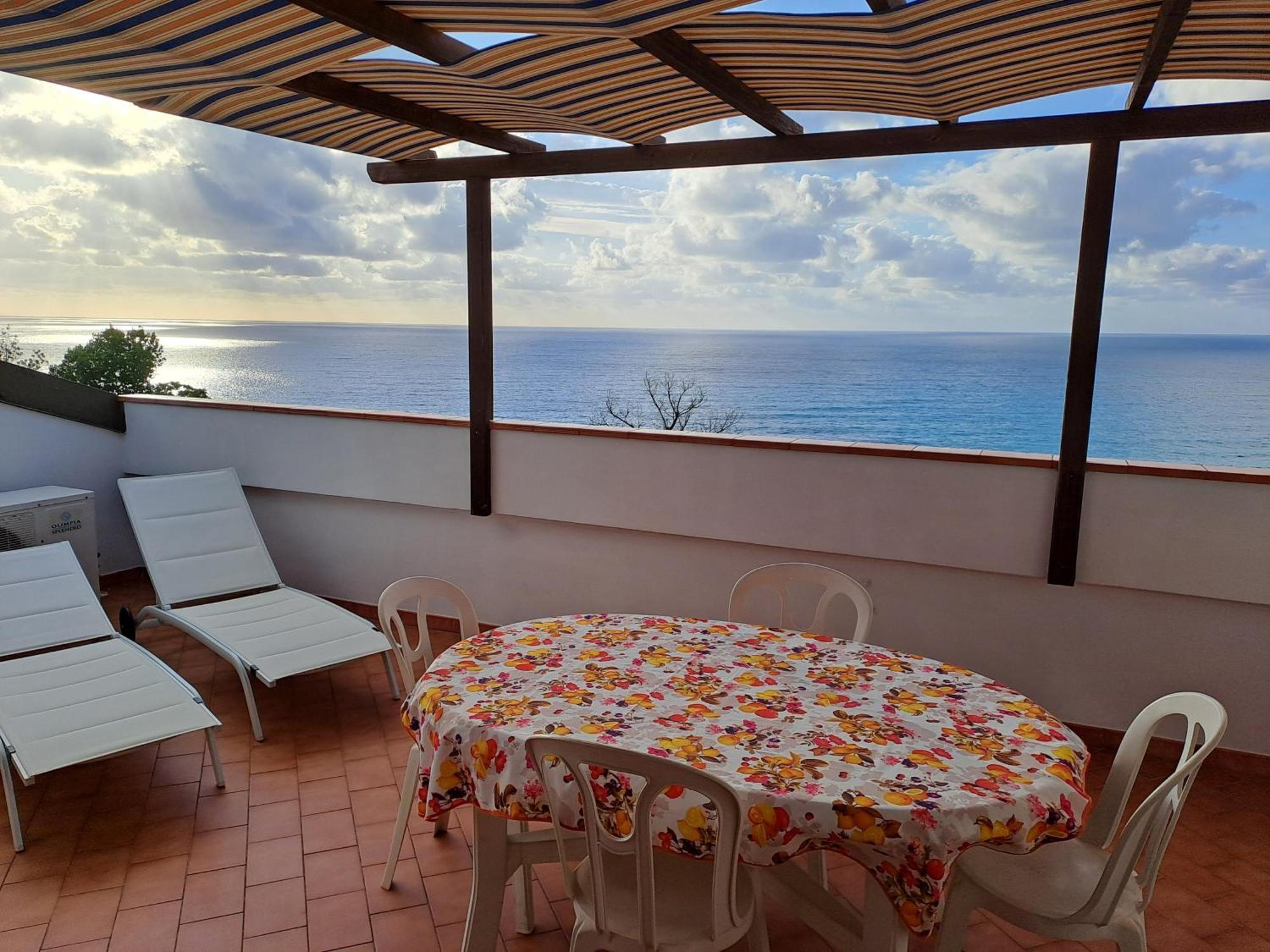 Terrazza Michelino Apartment ปาร์เกลียา ภายนอก รูปภาพ
